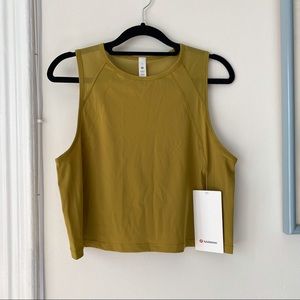 NWT lululemon sculpt cropped tank size 6 auric gold
